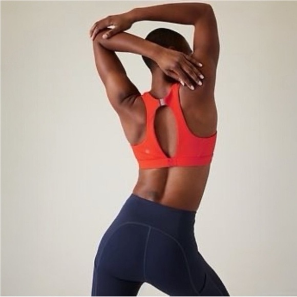 Athleta Ultimate Ease Bra D/DD NWT - Picture 2 of 5